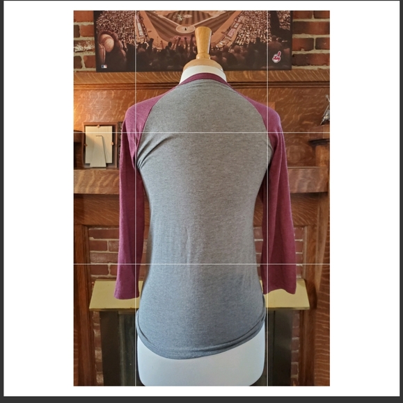 NWOT Cleveland 3/4 sleeve tee Size Small - Picture 5 of 5